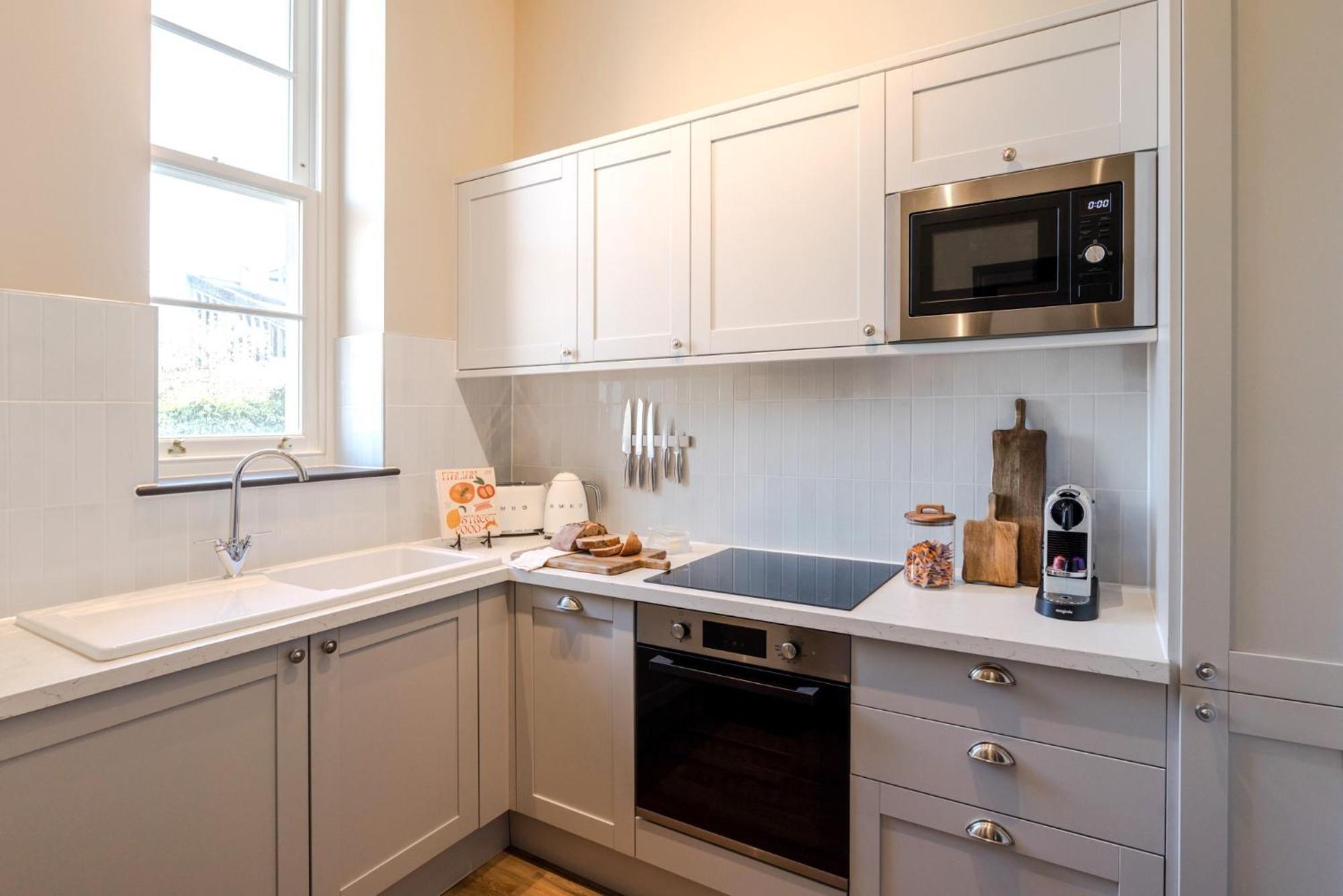 Pembroke House I Your Apartment Bristol Ruang foto